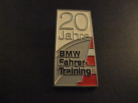 BMW Driving Academy trainingen op het gebied vanveiligheid, rijvaardigheid ,efficiency( 0p het oude vliegveld Fürstenfeldbruck, Duitsland)